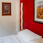 La Casa Zen Bed & Breakfast *