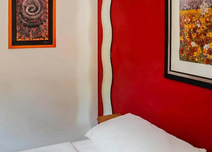 La Casa Zen Bed & Breakfast *